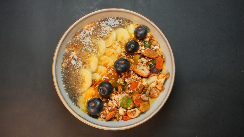 Smoothie Bowls as Thoughtful, Nourishing Plates