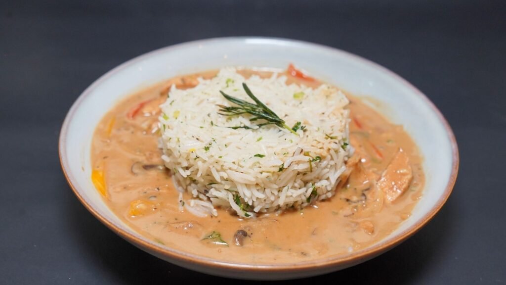 Veggie Stroganoff (or Chicken) Main Signatures