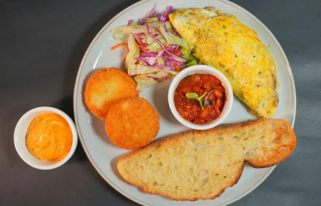 Creamy Mushroom Omelette: Soft, Comforting, and Balanced